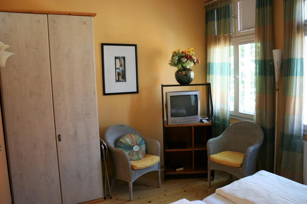 קדלינבורג Hotel Dorothea Christiane Erxleben מראה חיצוני תמונה