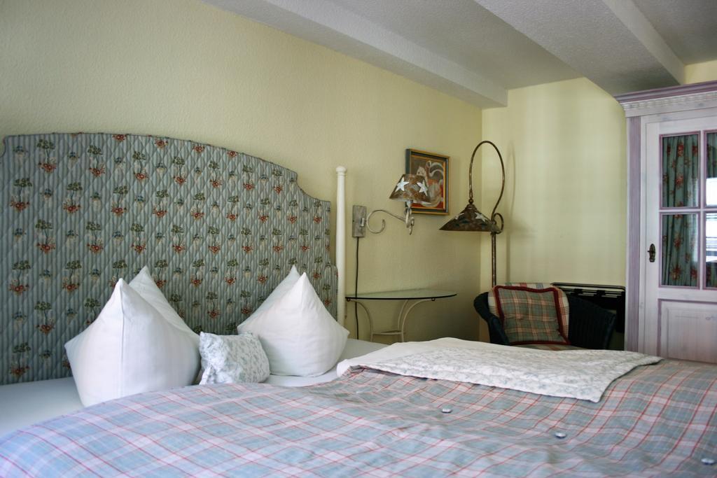 קדלינבורג Hotel Dorothea Christiane Erxleben מראה חיצוני תמונה